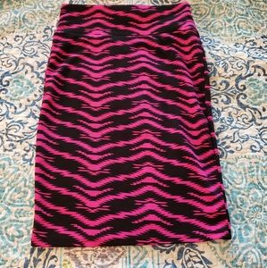 Medium LuLaRoe Cassie Skirt.